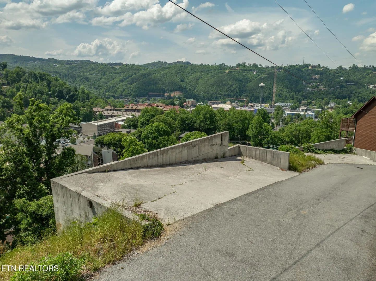 Property from 748 Widows Knob Rd - KW - Gatlinburg, Tennessee, 37738