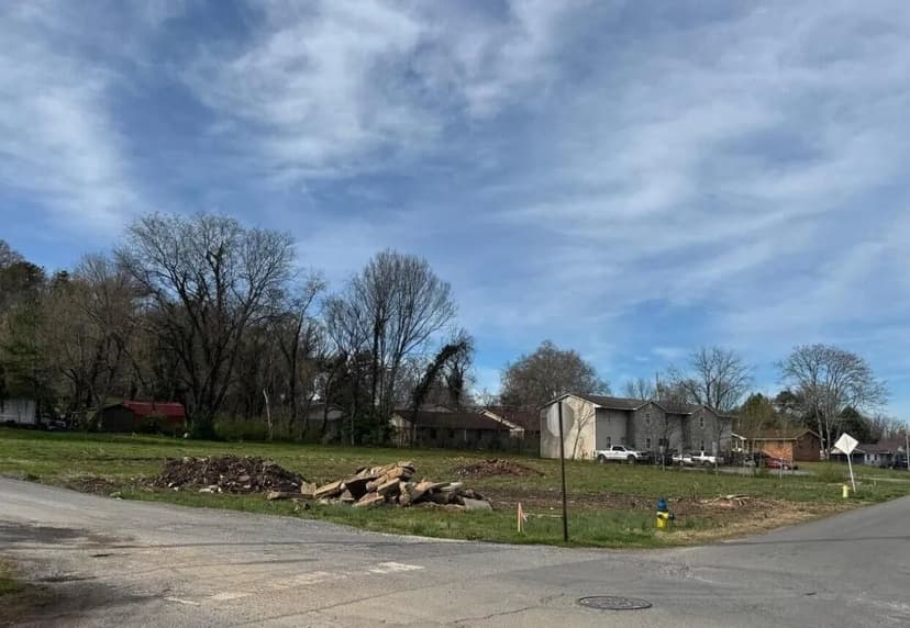 Property from 665 Railroad Street - KW