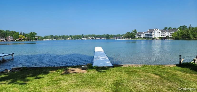 Property from 1384 Rossdale - KW