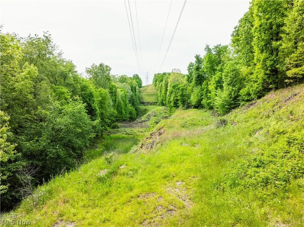 Property from Edie Hill Road SE - KW - land for sale