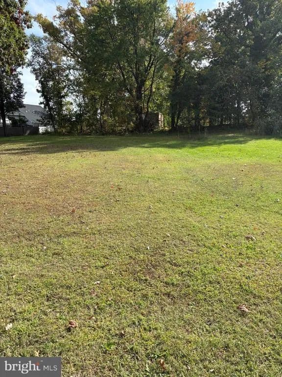 Property from POPLAR DR DRIVE - KW