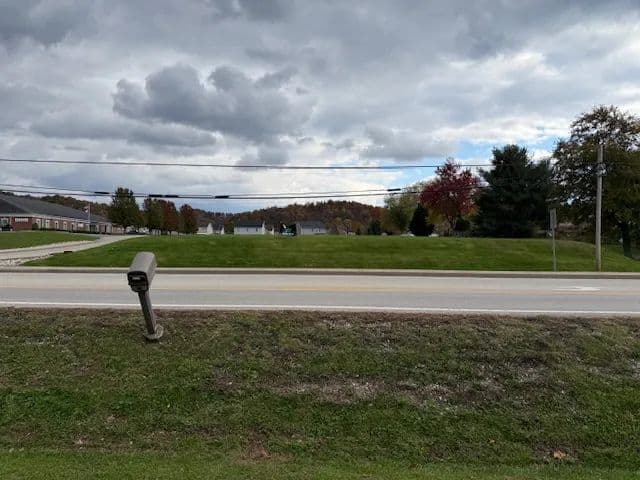 Land -Retail in Winfield