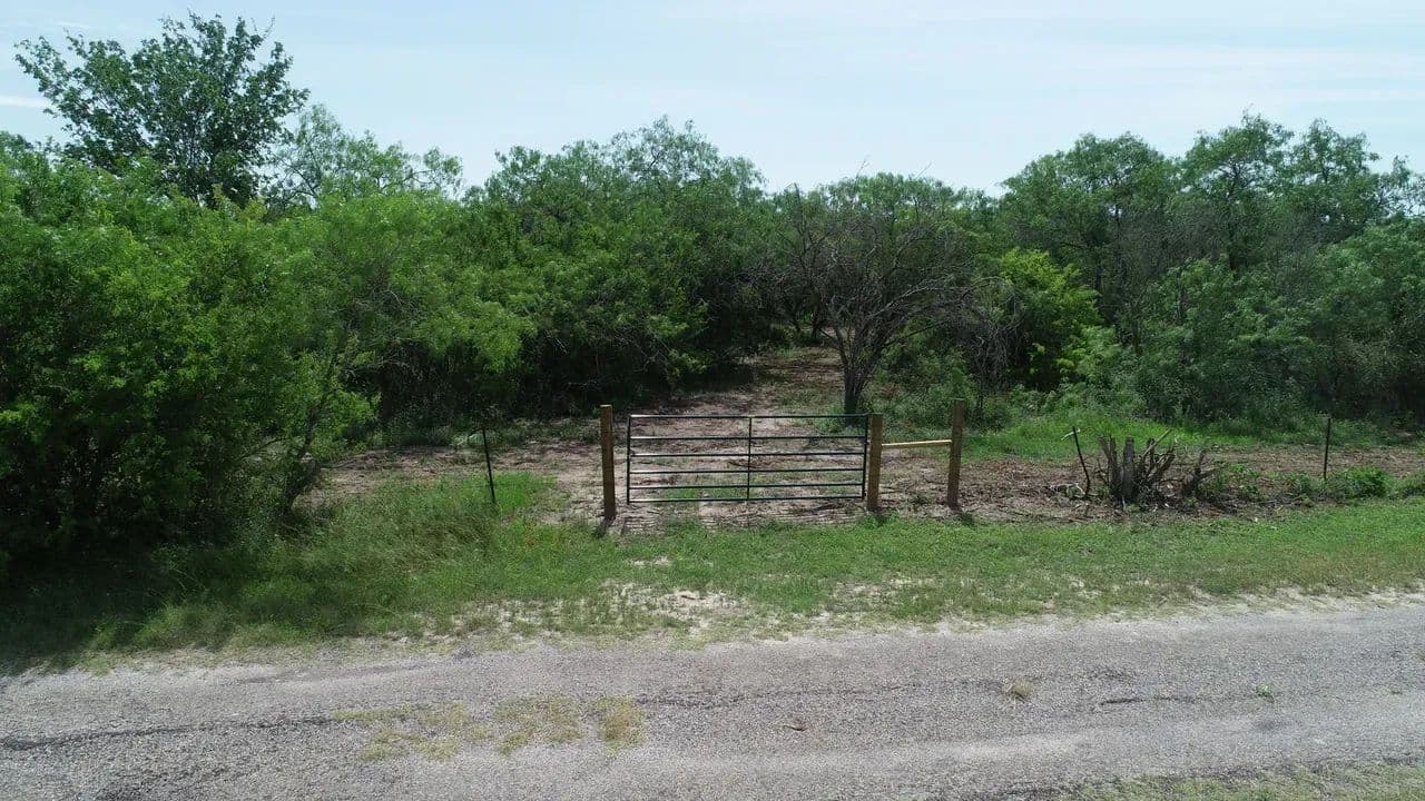Owner financing in Goliad County near Charco! - Goliad, Texas, 77963