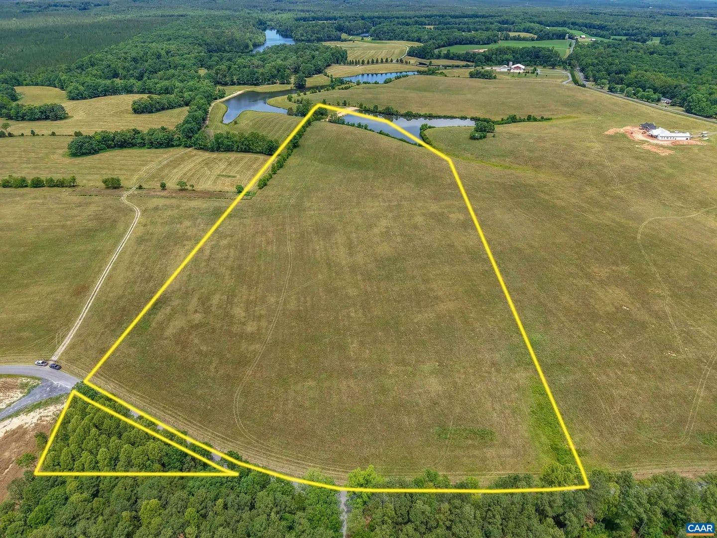 25.38 Acres of Land for Sale in Scottsville, VA - land for sale