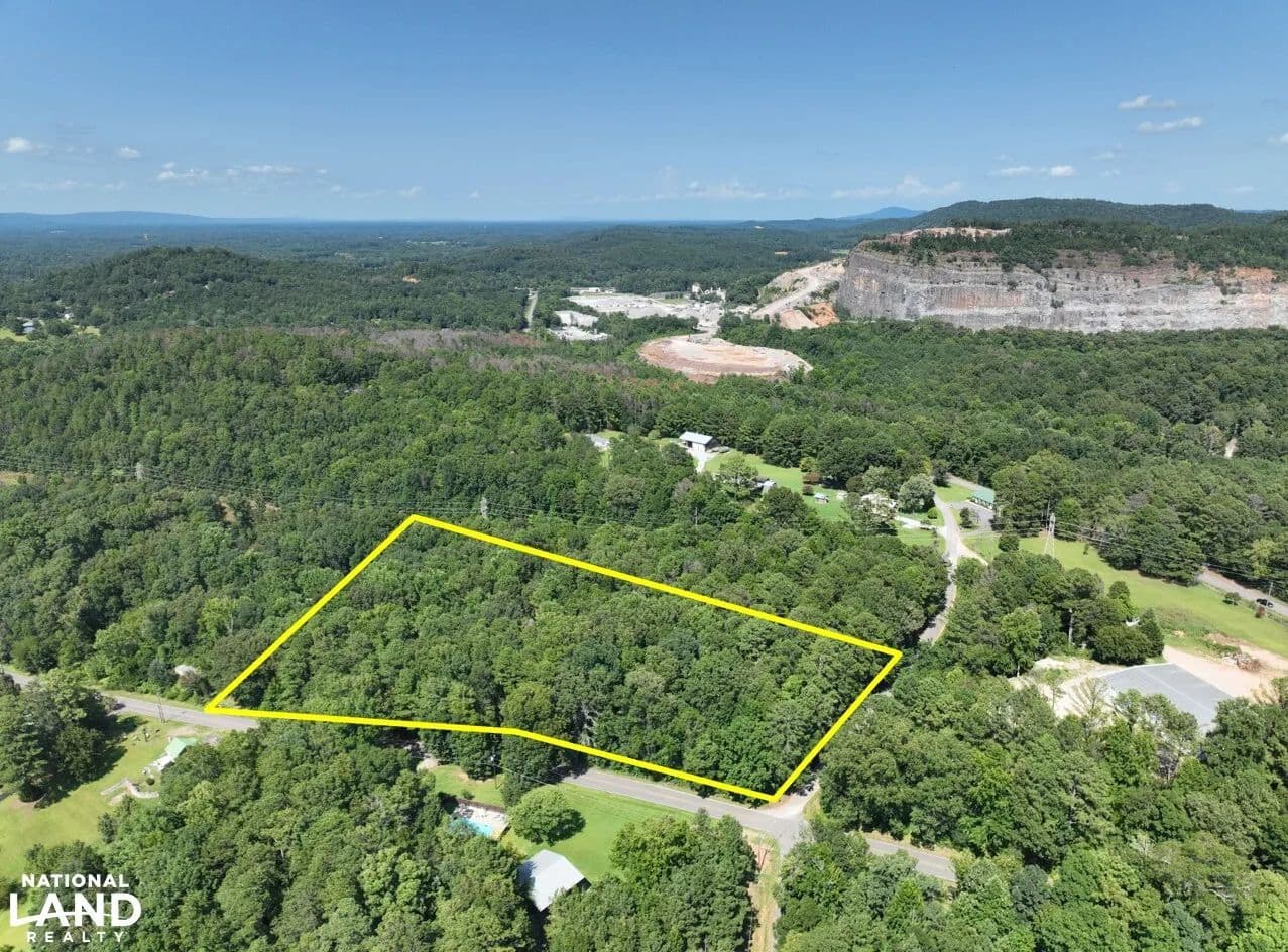 Corner Homesite Oasis - Gadsden, Alabama, 35905