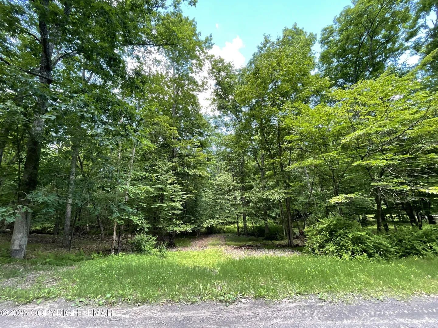 2 Acres of Land for Sale in Cresco, Pennsylvania - Cresco, Pennsylvania, 18326