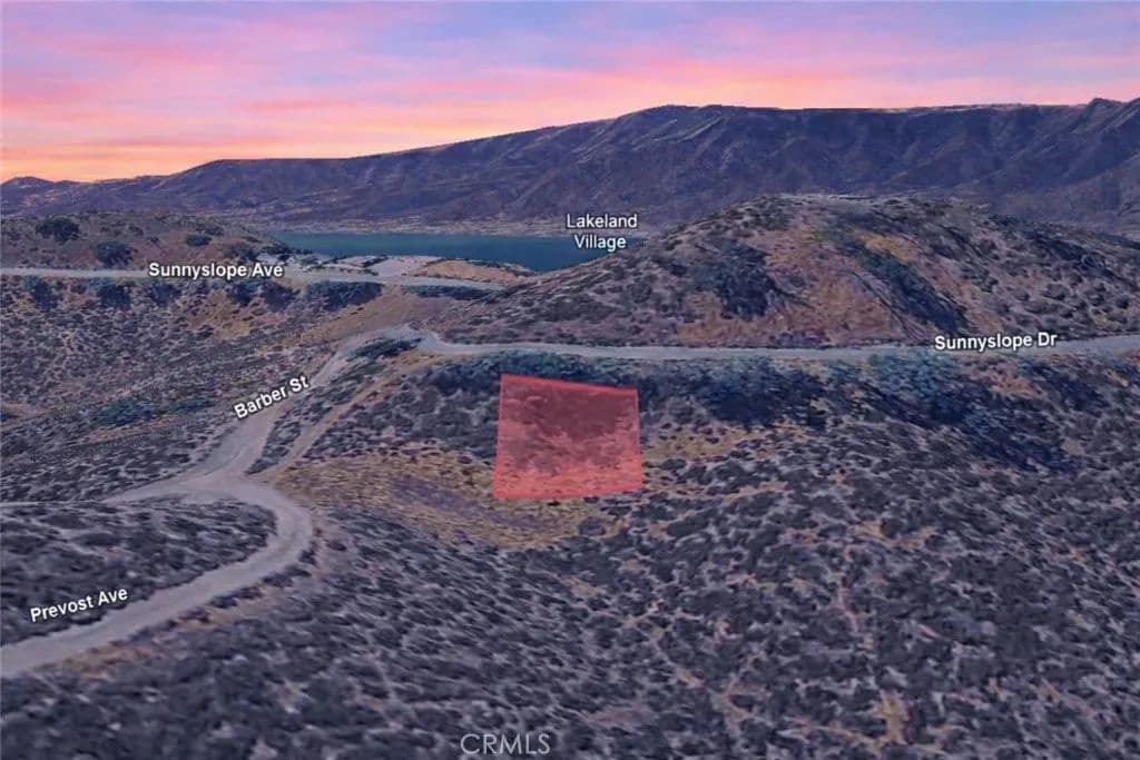 0.1 Acres of Land for Sale in Lake Elsinore, CA - Lake Elsinore, California, 92530