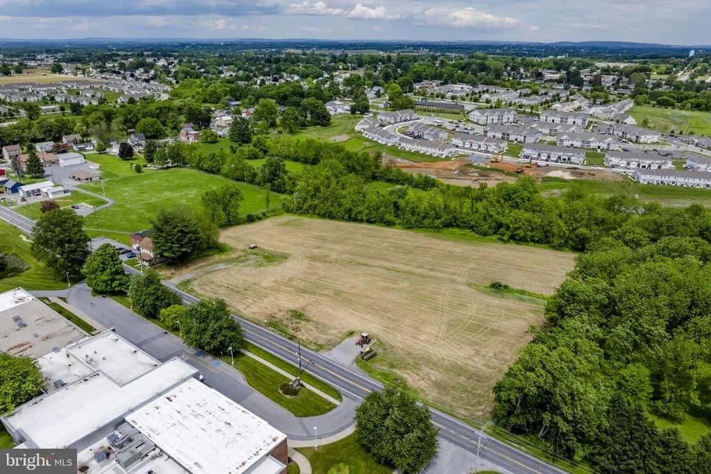 Property from 801 MILLWOOD ROAD - KW - Willow Street, Pennsylvania, 17584