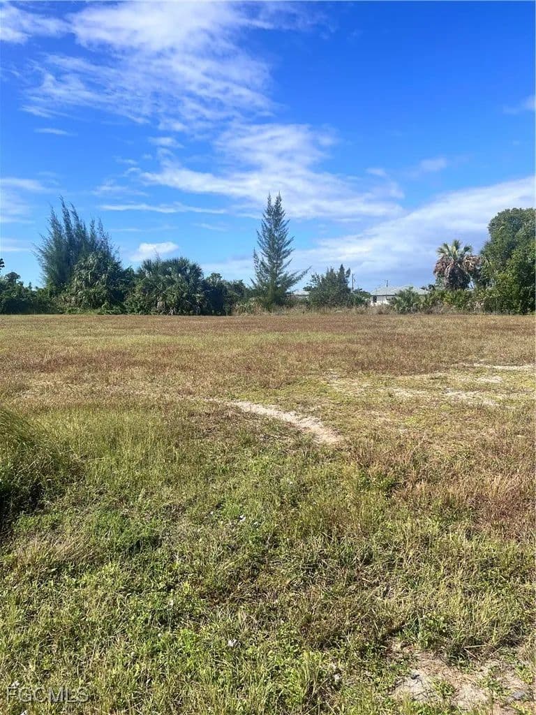 Vacant Land in Cape Coral - Cape Coral, Florida, 33909