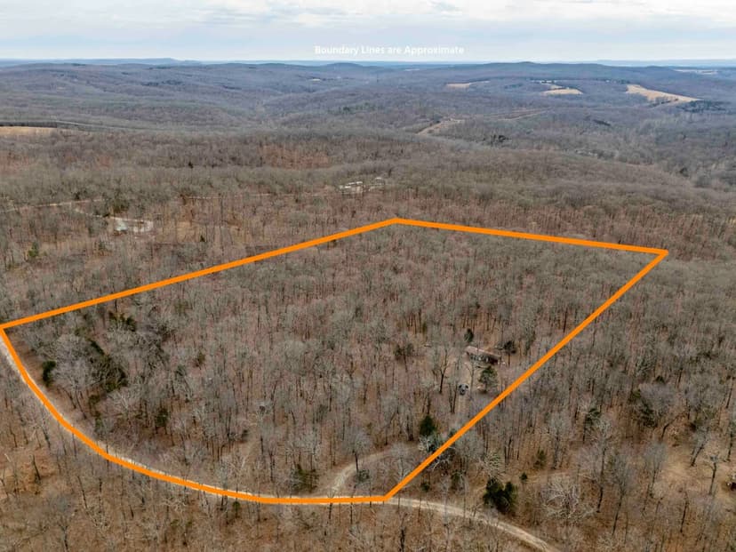 21.1±-Acres w/Potential Build Sites & Great Hunting Opportunities – St. Francois County