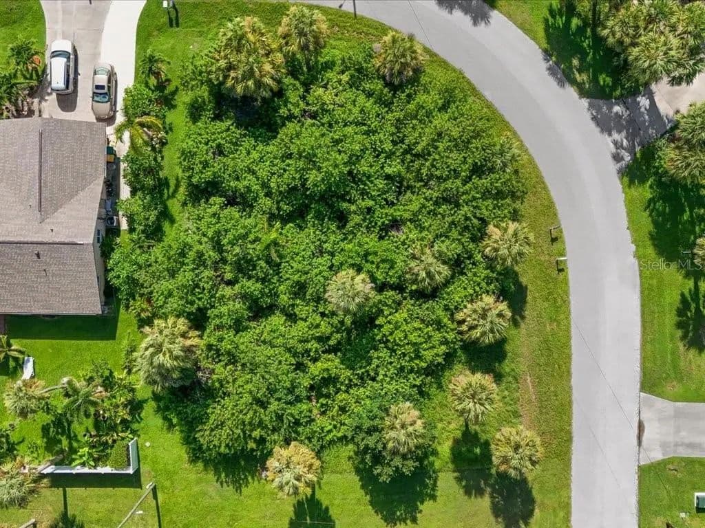 Vacant Land in Port Charlotte - Port Charlotte, Florida, 33948
