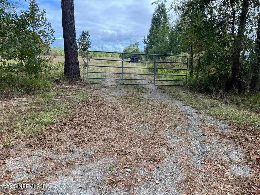 Lots & Land-Other in Starke