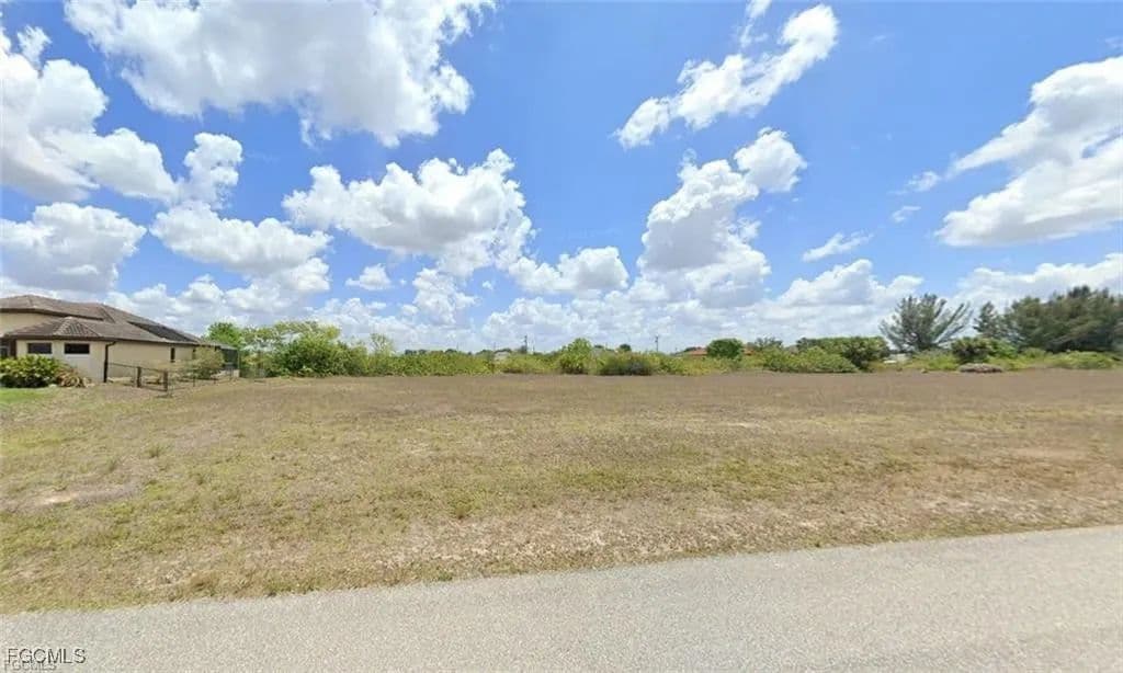 Vacant Land in Cape Coral - Cape Coral, Florida, 33993