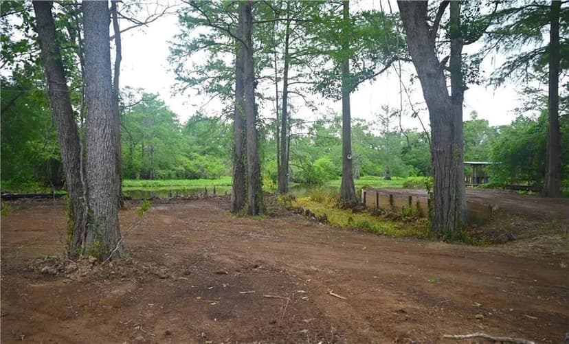 Property from 627 Pecan Drive - KW