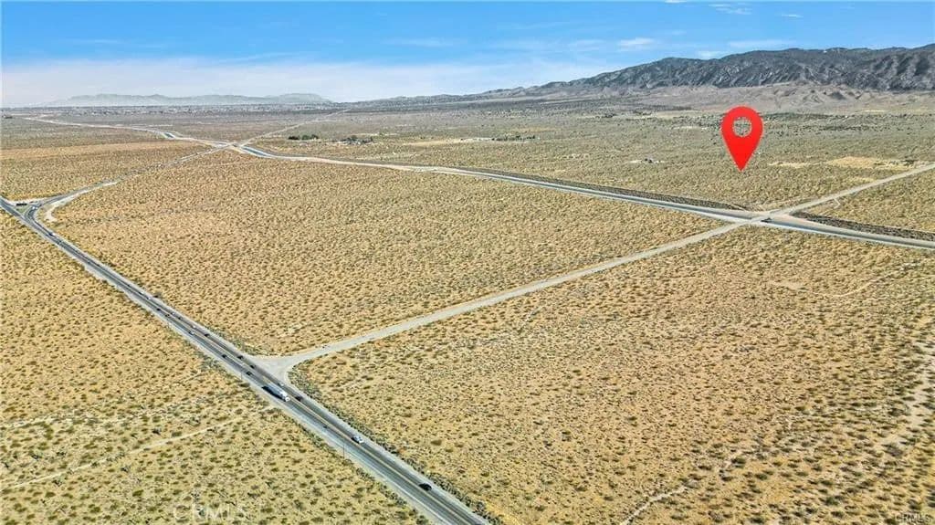 Vacant Land in Llano - Llano, California, 93544