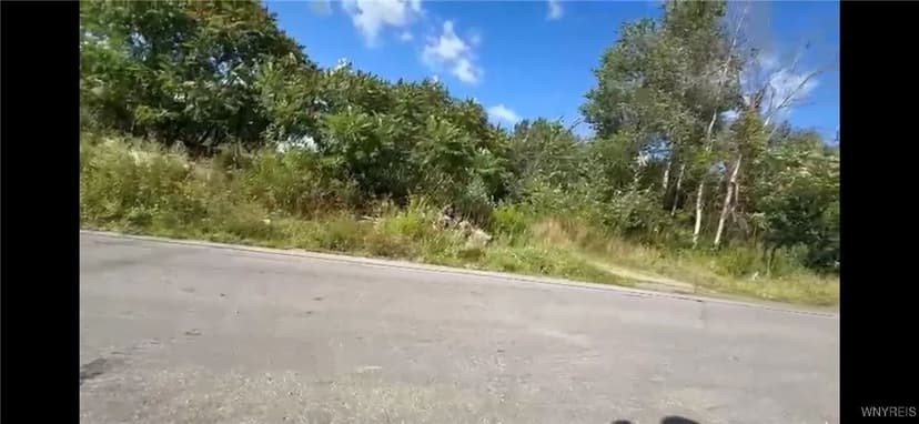 Lots & Land-Other in Jamestown