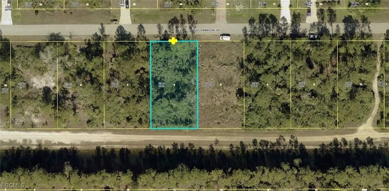 Lots & Land-Other in Lehigh Acres - Lehigh Acres, Florida, 33972