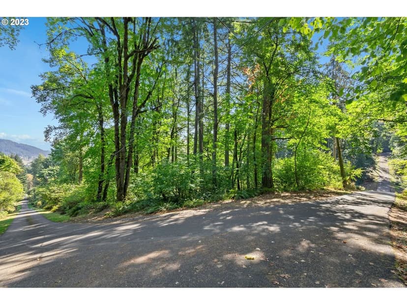 Property from 0 SE MAPLE HILL LN - KW