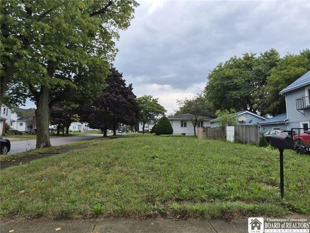 Lots & Land-Other in Dunkirk - Dunkirk, New York, 14048