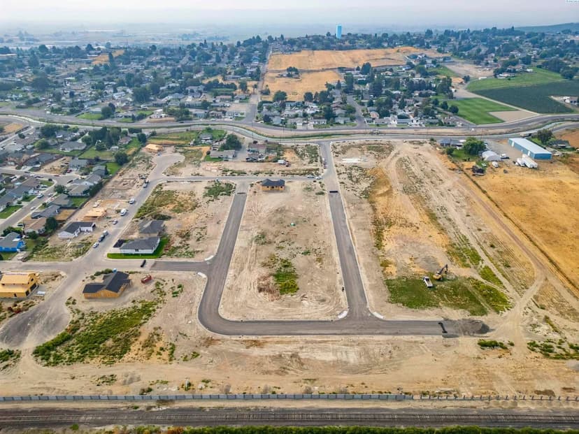 Lots & Land-Other in Sunnyside