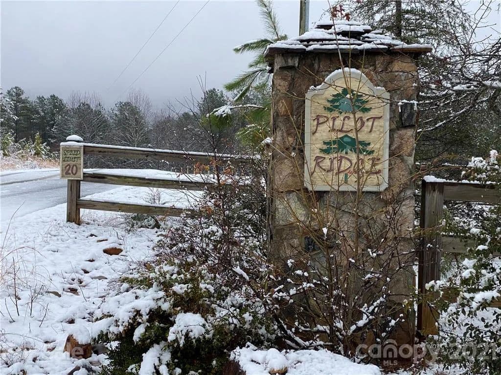 Lots & Land-Other in Nebo - Nebo, North Carolina, 28761