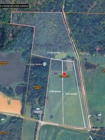 5.41 Acres of Land for Sale in Chapmansboro, TN - Chapmansboro, Tennessee, 37035