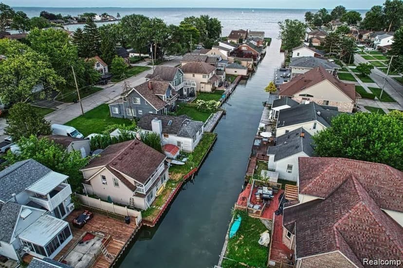 Property from 22480 BEACH Street - KW