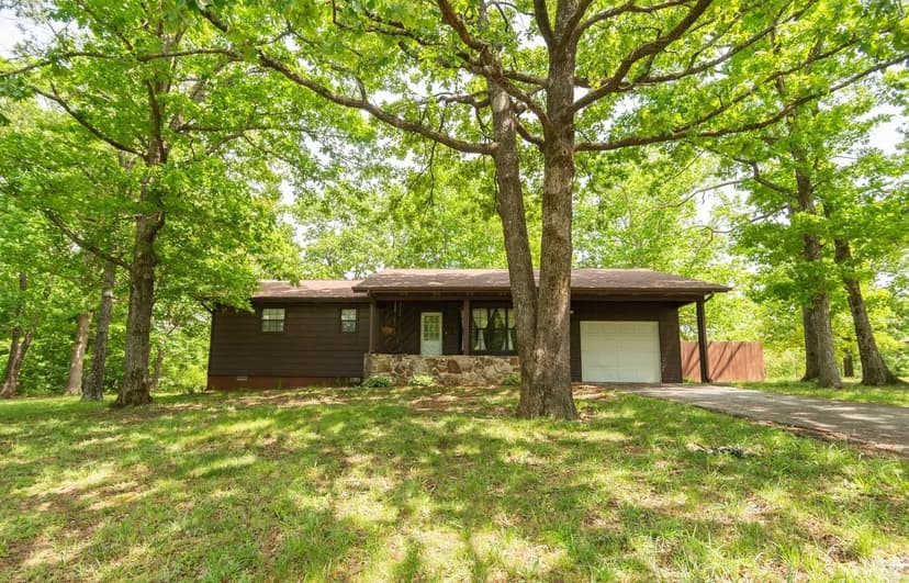 Unique Property Combination on 3+/- AC in Wayne Co., MO