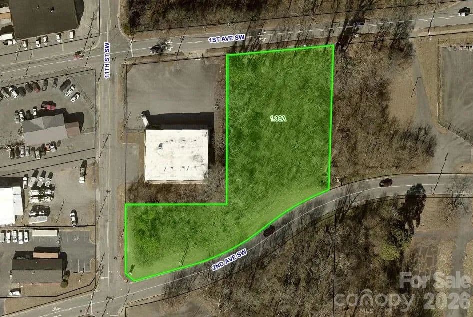 Lots & Land-Other in Hickory - Hickory, North Carolina, 28602