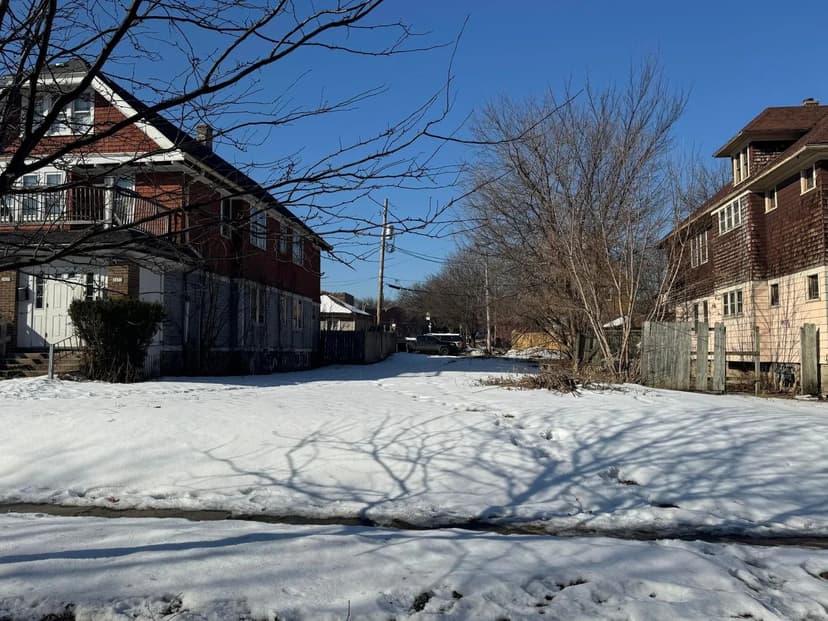 Lots & Land-Other in Milwaukee