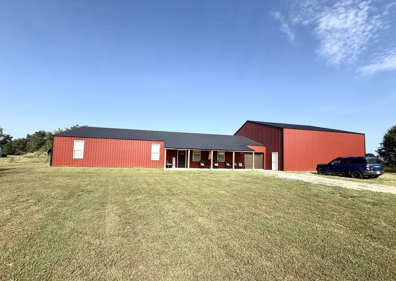 Modern Home with Large Shop on 9±AC in Butler Co. - Poplar Bluff, Missouri, 63901