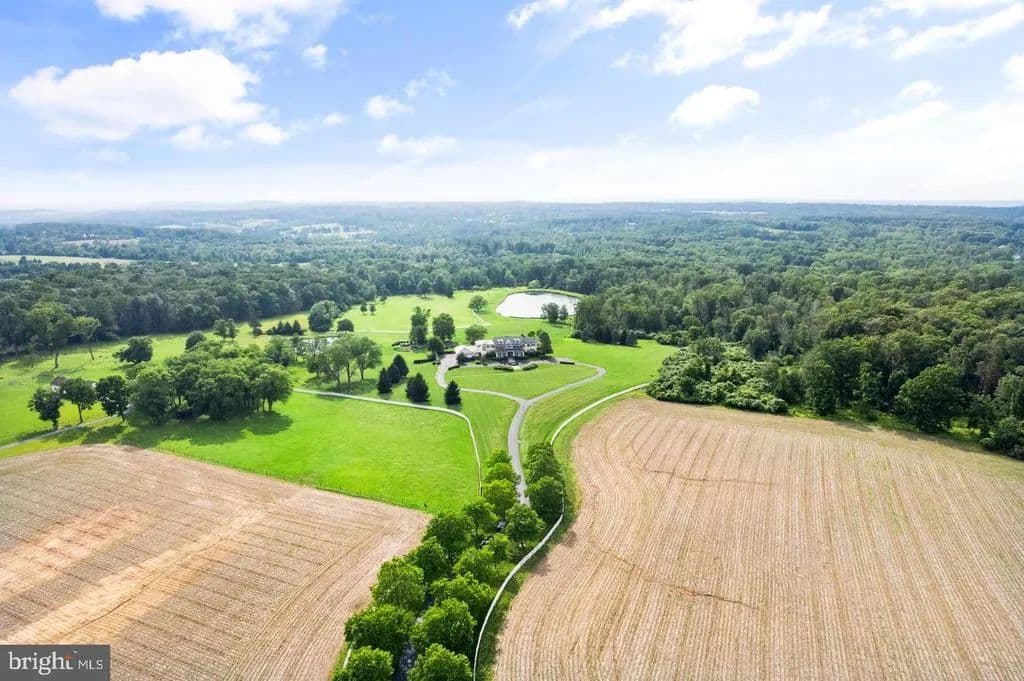 128.9 Acres of Land for Sale in LAMBERTVILLE, NJ - Lambertville, New Jersey, 08530