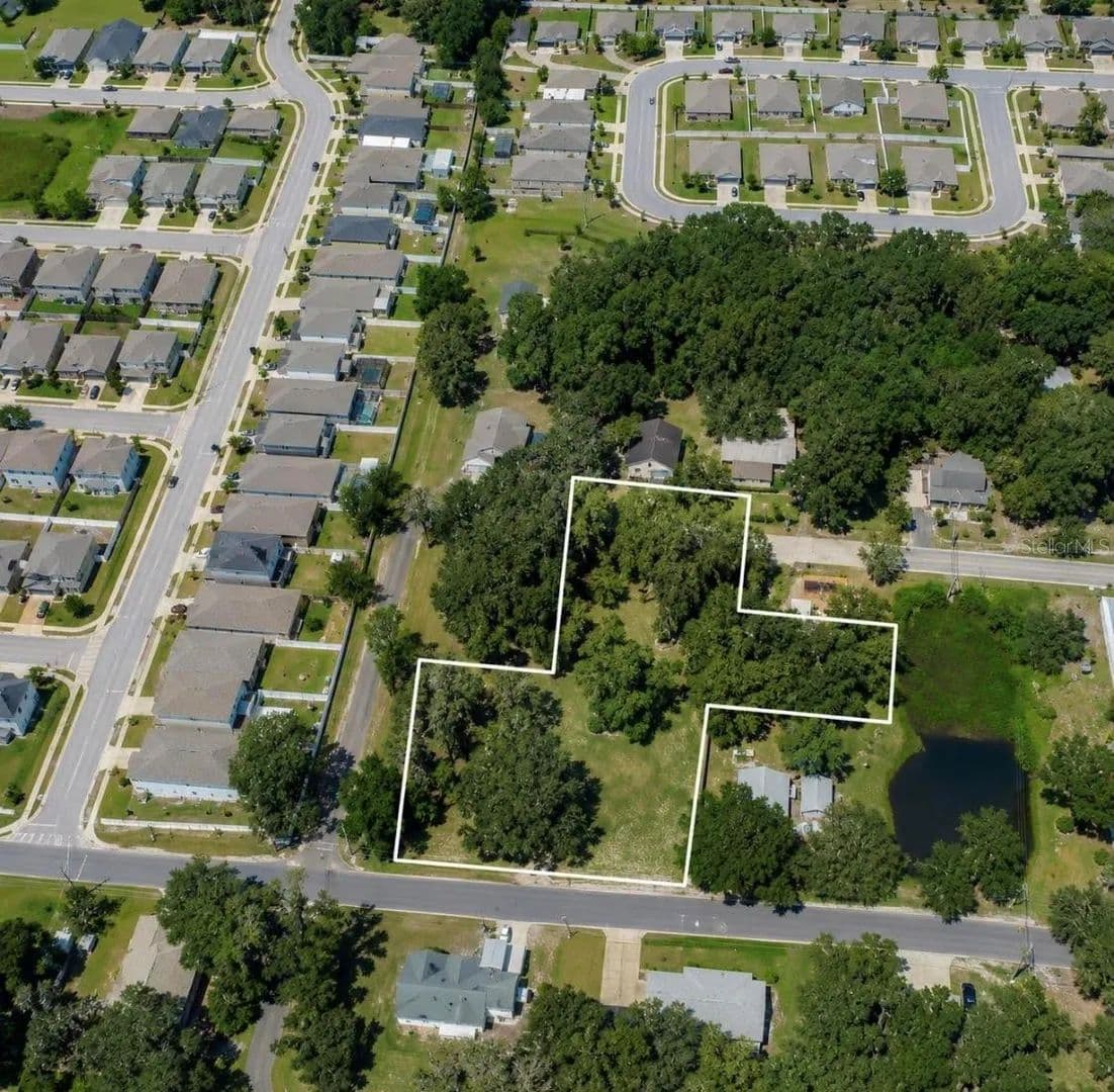 Property from 711 PINE - KW - Mount Dora, Florida, 32757