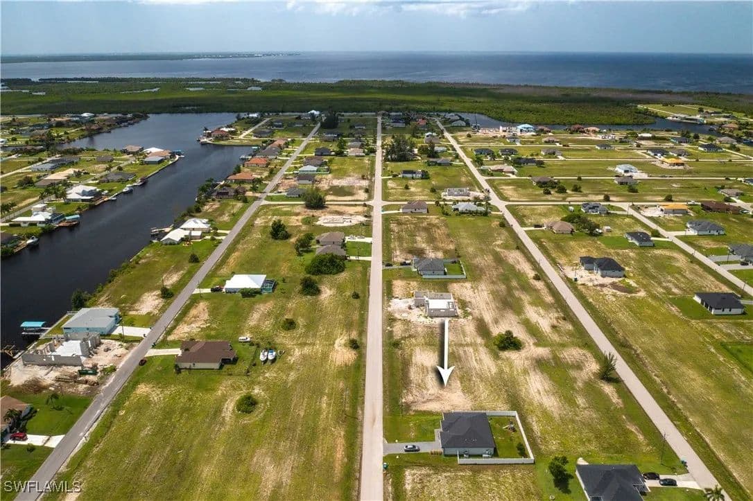 Vacant Land in Cape Coral - Cape Coral, Florida, 33993