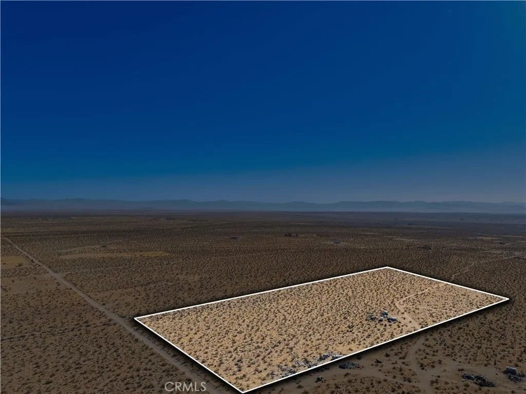 Vacant Land in Joshua Tree - Joshua Tree, California, 92252