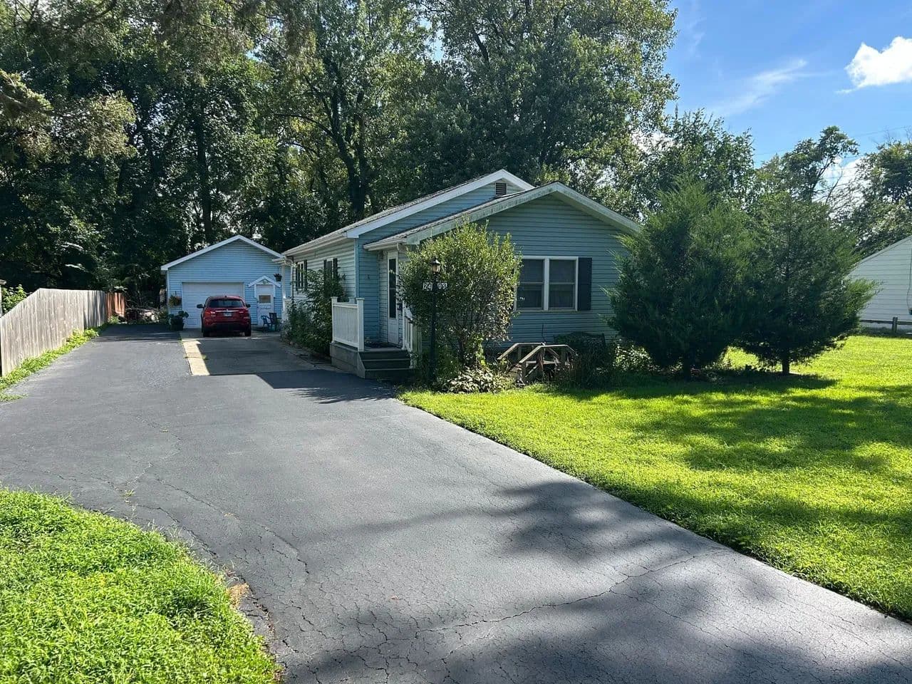 2405 E Geddes Ave - Decatur, Illinois, 62526