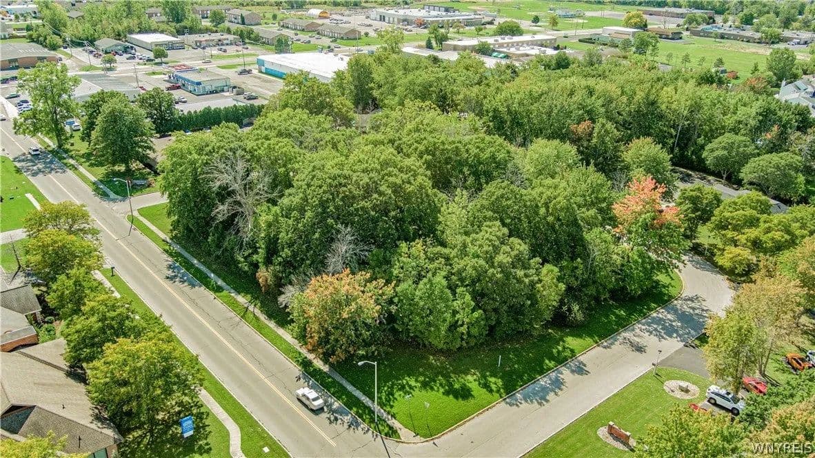 Lots & Land-Other in Lockport - Lockport, New York, 14094