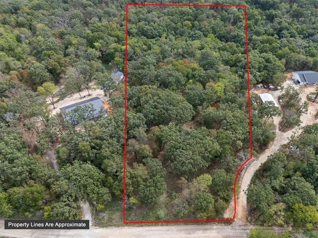 5 Acres of Land for Sale in Siloam Springs, AR - Siloam Springs, Arkansas, 72761