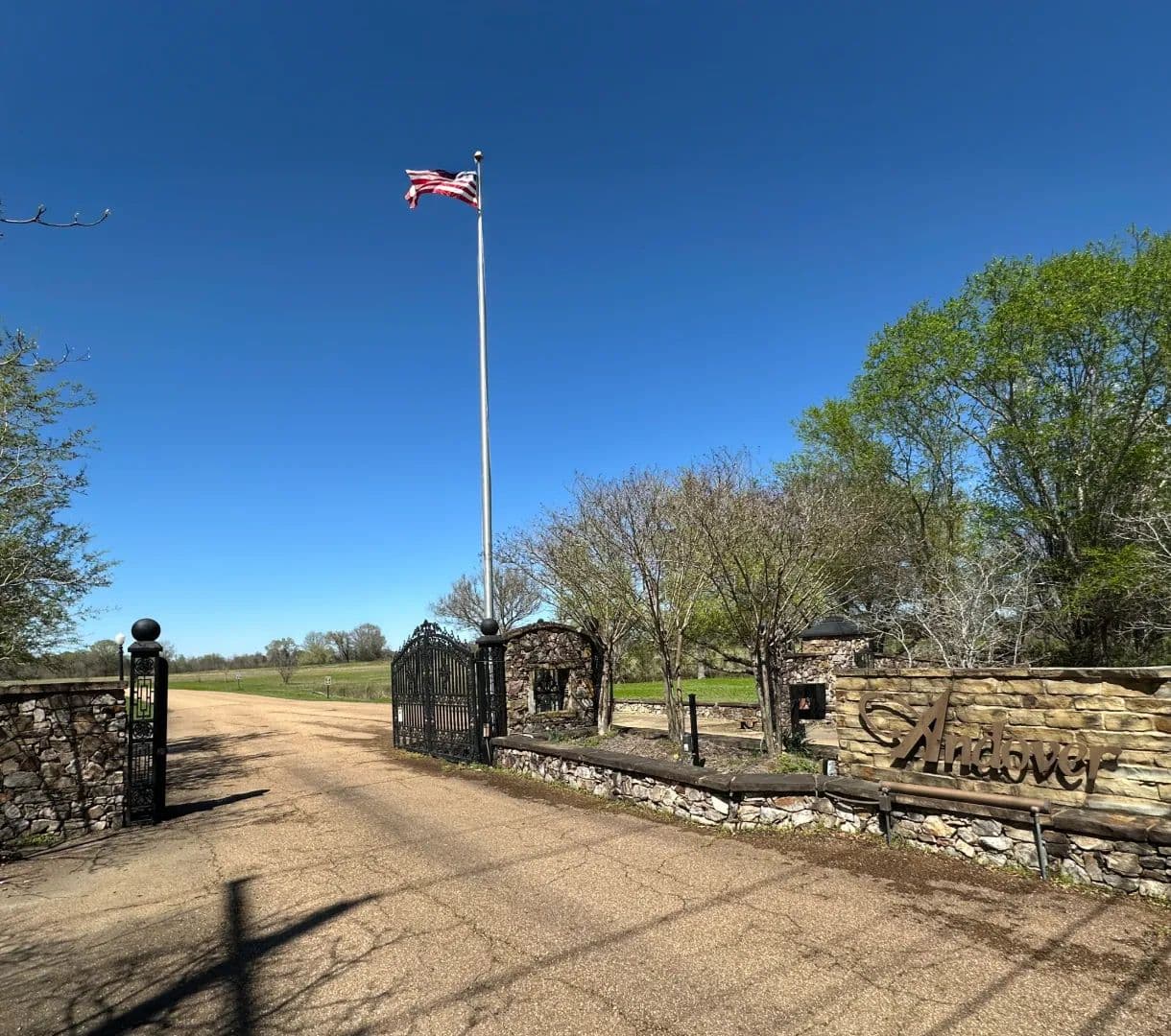 2.25 Acre Lot in Madison County, MS - Flora, Mississippi, 39071