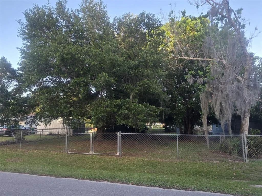 Vacant Land in Melbourne - Melbourne, Florida, 32904