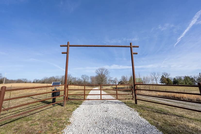 Riverfront Retreat in the Ozarks with Custom Home 13+ Acres with James River Views for Sale – Stone County