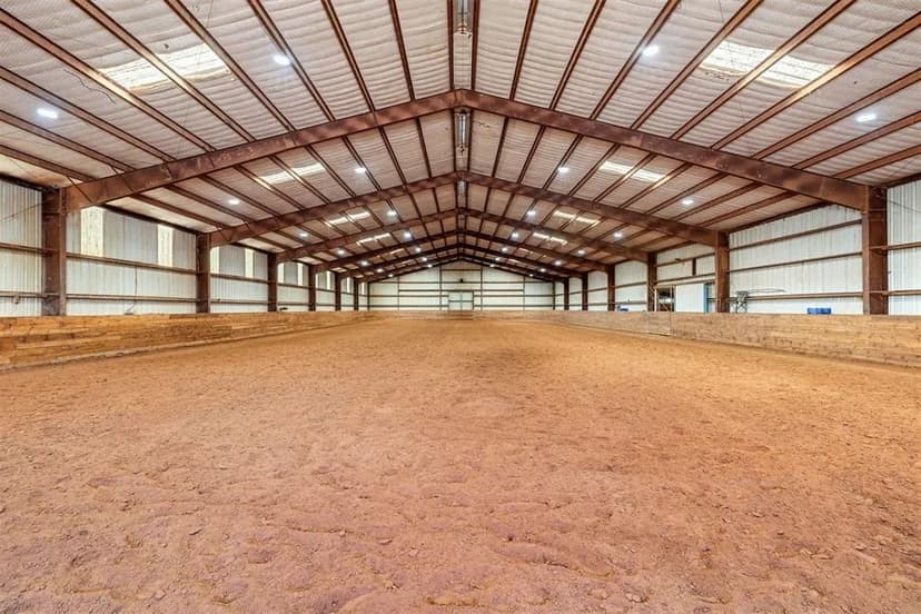 Turn-Key Equine Training, Boarding & Rehabilitation Facility in Wayne
