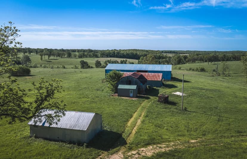 133±-Acre Farmstead with a Home, Stocked Pond, and Hunting – Benton County