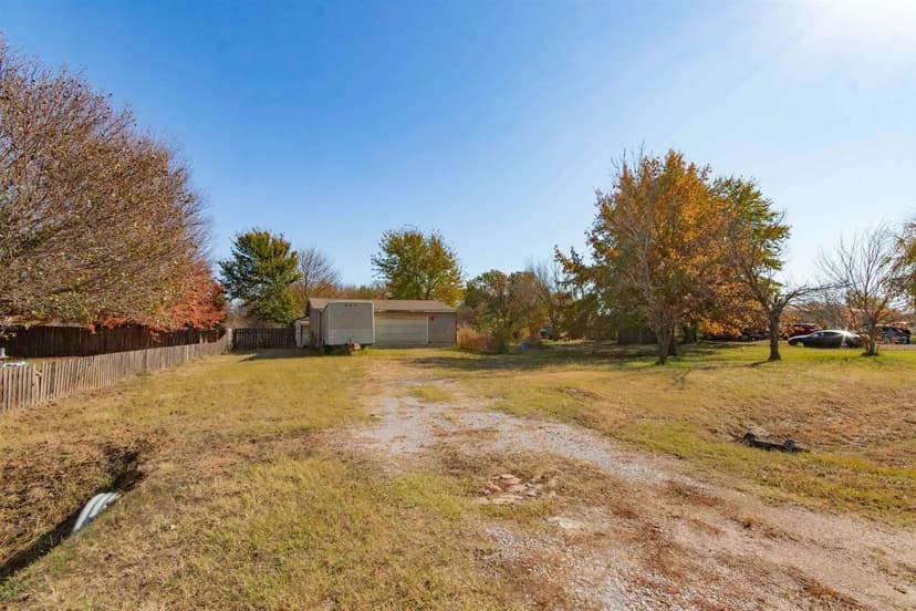 Property from 7156 S Rutan St - KW