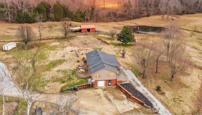 Kerrick Branch Farm 166 - Morgantown, Kentucky, 42261