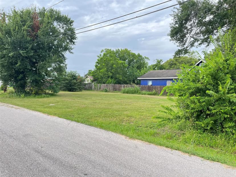 Property from 512 Travis St Street - KW