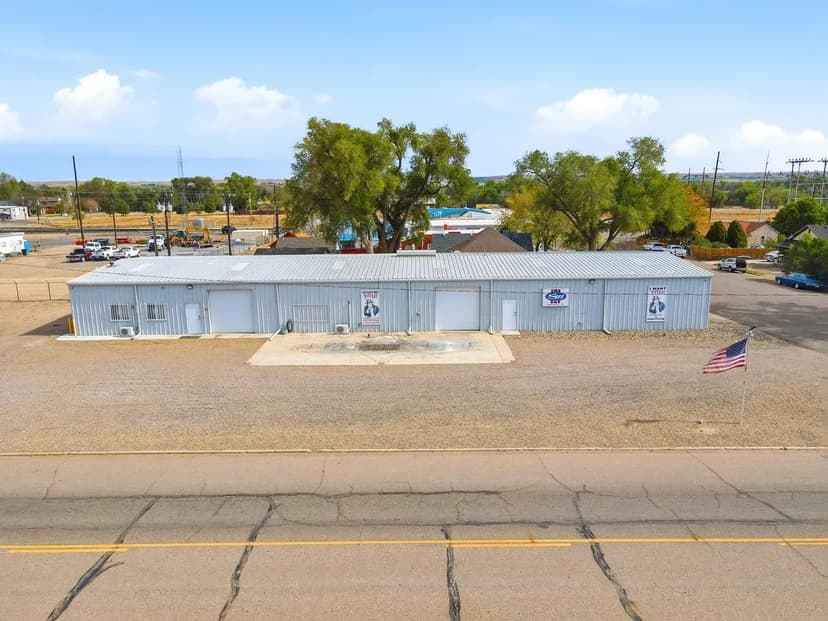 114 5th Street (Commercial Building)