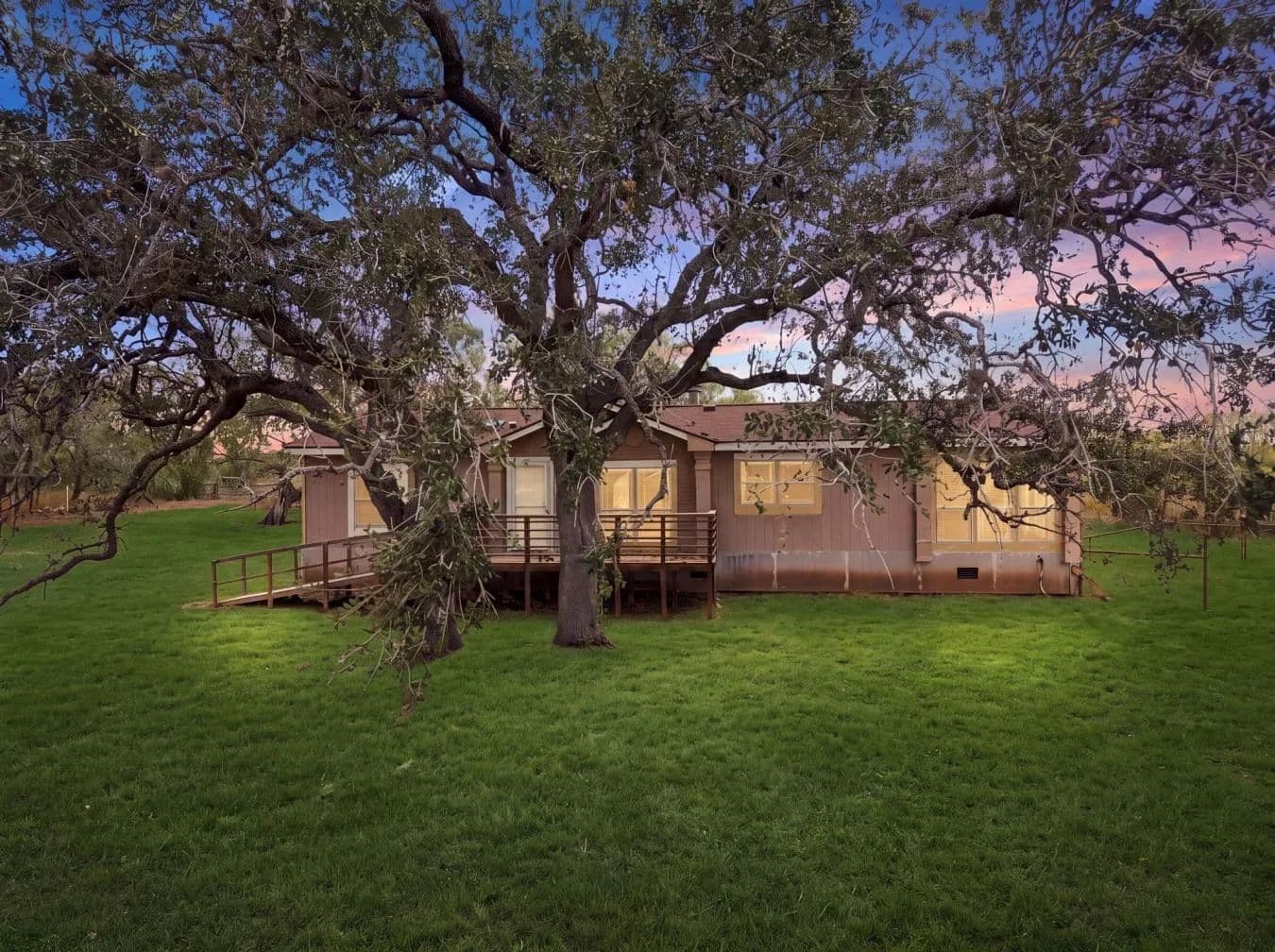 541 County Road 396 - Kenedy, Texas, 78119