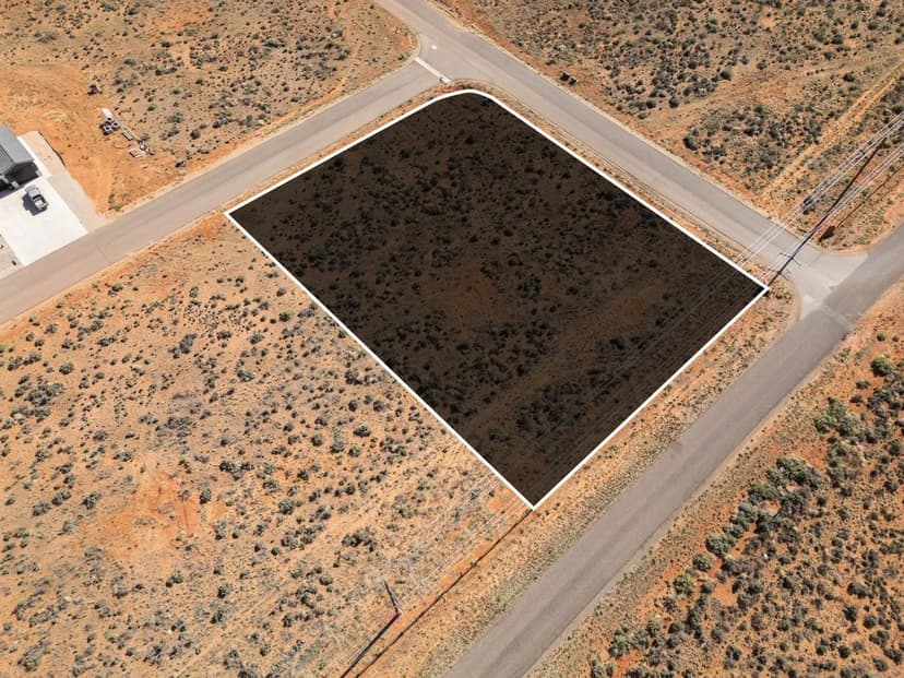 Land -Single Family Acreage in Kanab