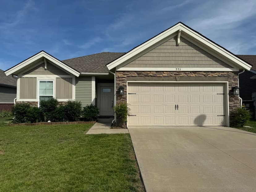 Home in Warren County, KY 